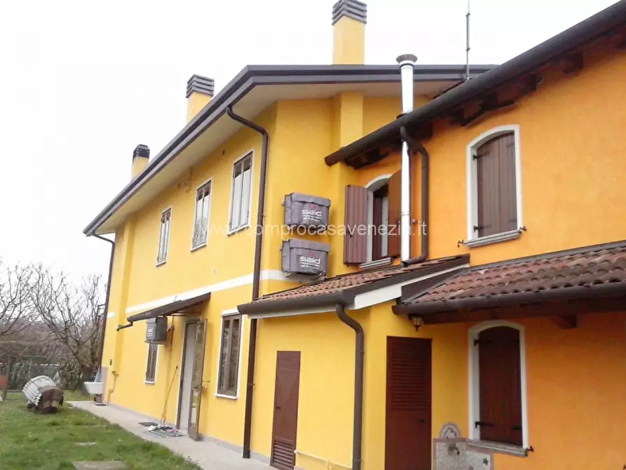 Immagine 1 di Casa indipendente in vendita  in trento trieste a Casale Sul Sile