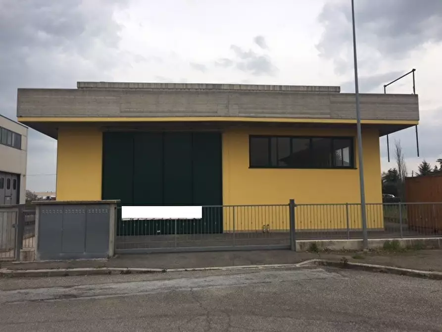 Immagine 4 di Capannone industriale in vendita  a Longiano