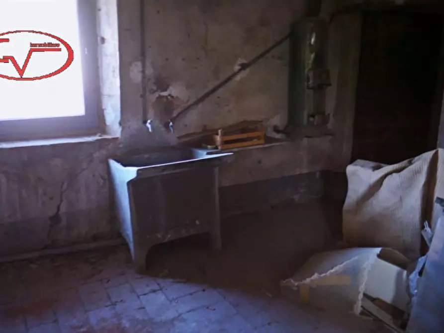 Immagine 34 di Appartamento in vendita  in Via roma a Montevarchi