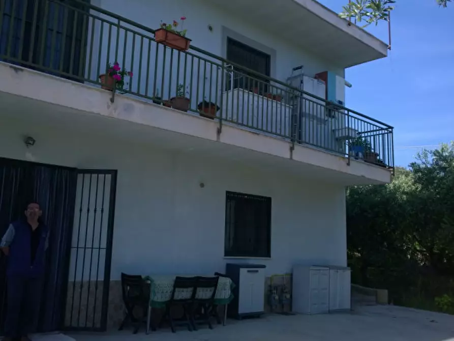 Immagine 7 di Casa indipendente in vendita  in VIA LAMPIONE a Eboli