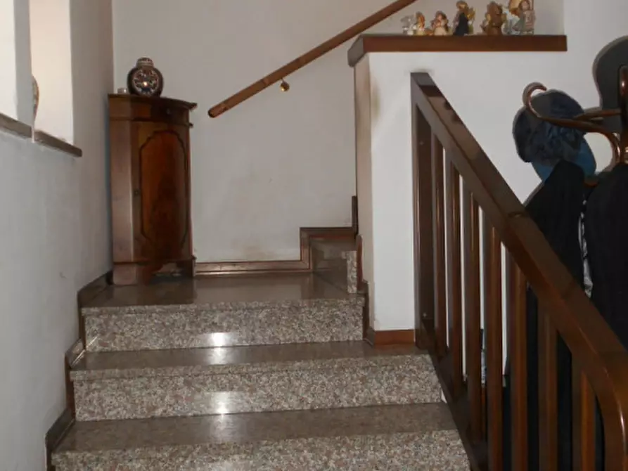 Immagine 8 di Casa indipendente in vendita  a Turbigo