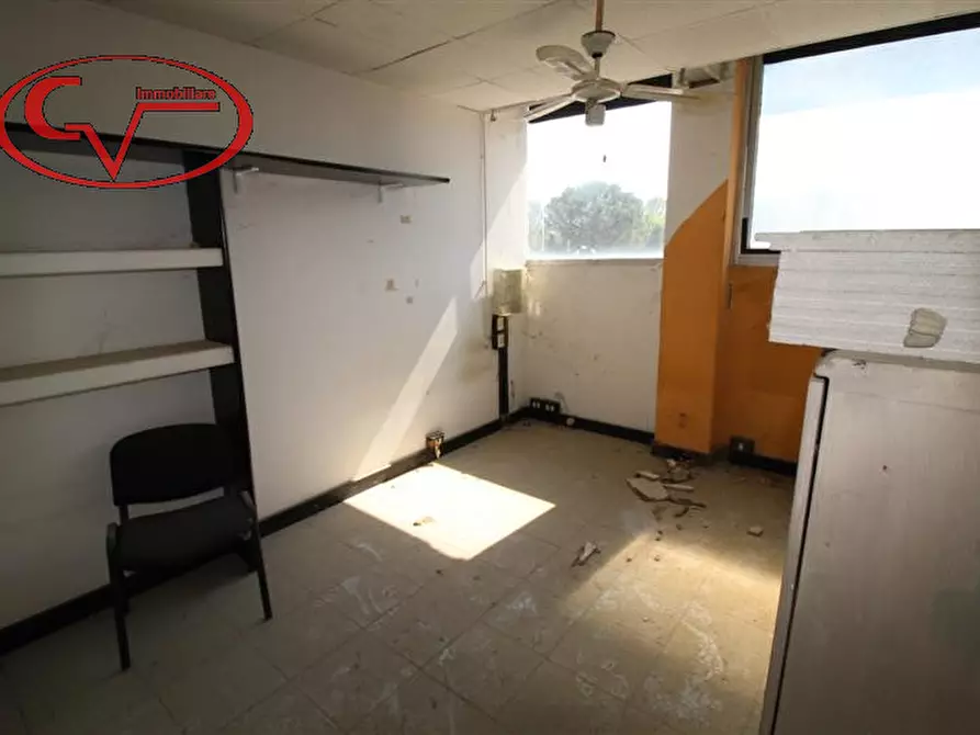 Immagine 9 di Ufficio in affitto  a Terranuova Bracciolini