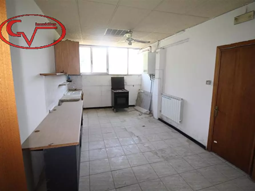 Immagine 17 di Ufficio in affitto  a Terranuova Bracciolini