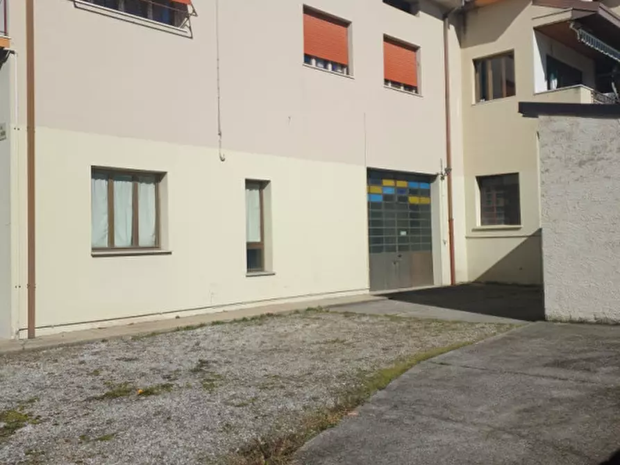 Immagine 18 di Casa bifamiliare in vendita  in Via San Valentino a Pordenone