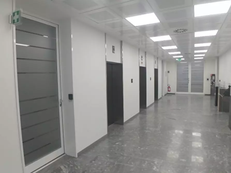 Immagine 7 di Ufficio in affitto  in VIA FANTOLI GAUDENZIO a Milano