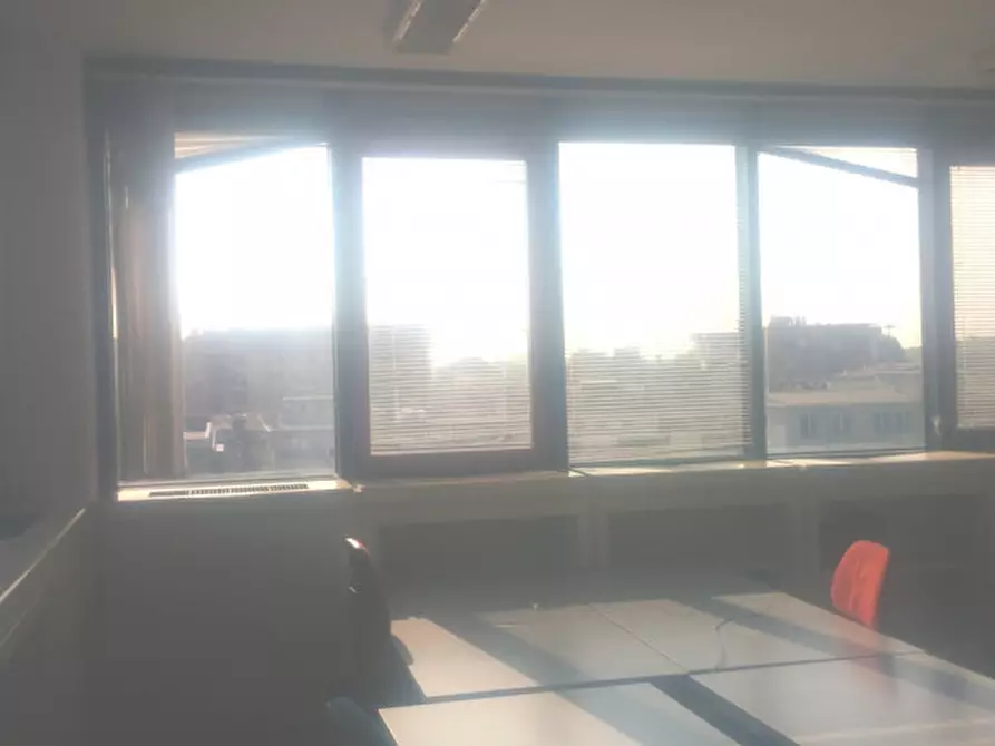 Immagine 12 di Ufficio in affitto  in PIAZZALE CORVETTO LUIGI EMANUELE a Milano