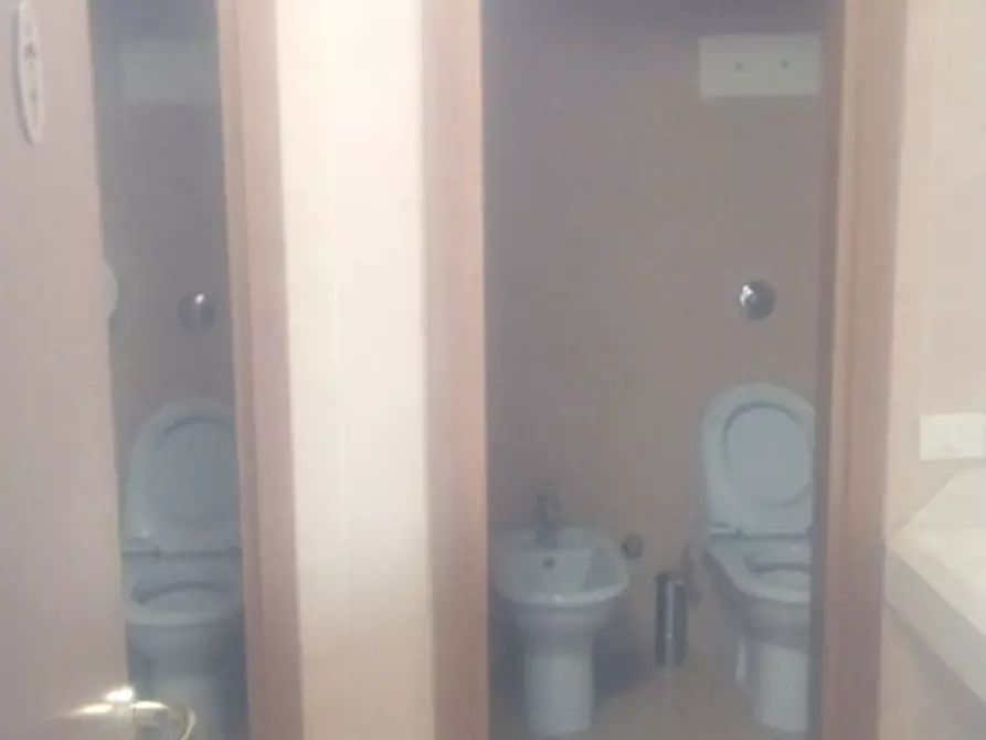 Immagine 15 di Ufficio in affitto  in PIAZZALE CORVETTO LUIGI EMANUELE a Milano