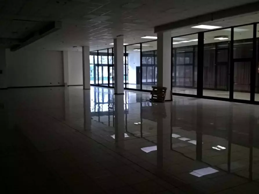 Immagine 5 di Ufficio in affitto  a Vigonza