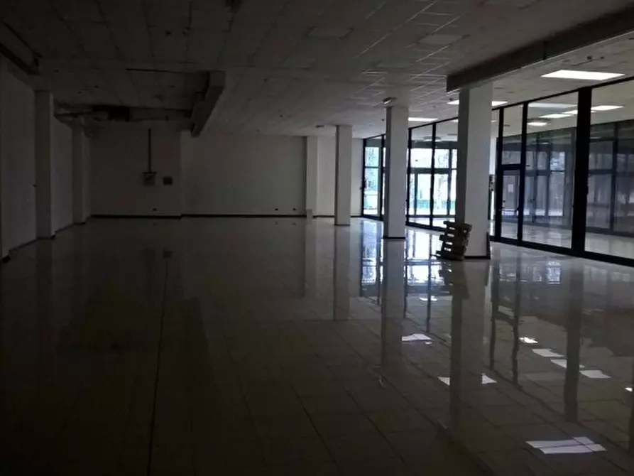 Immagine 6 di Ufficio in affitto  a Vigonza