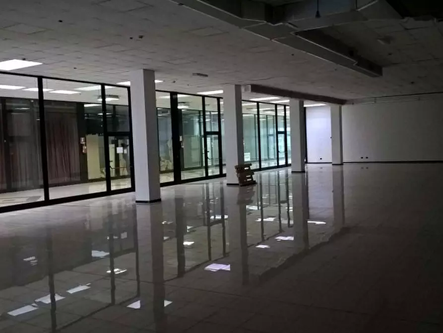 Immagine 7 di Ufficio in affitto  a Vigonza