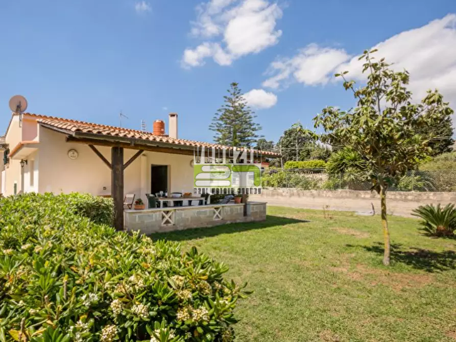 Immagine 1 di Villa in vendita  in C/da Gallina a Avola