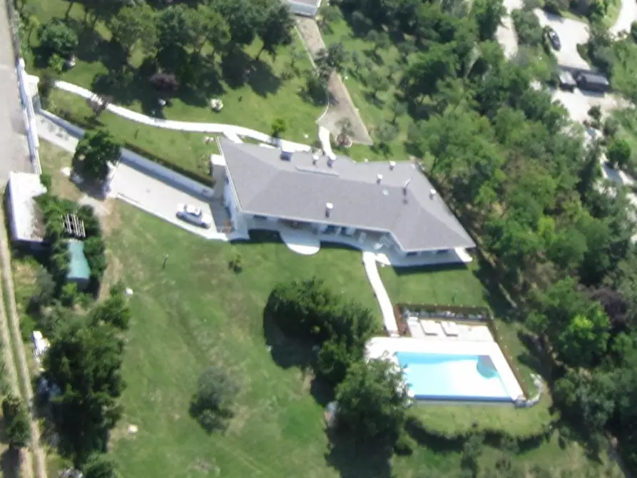 Immagine 12 di Villa in vendita  a Poggio Torriana