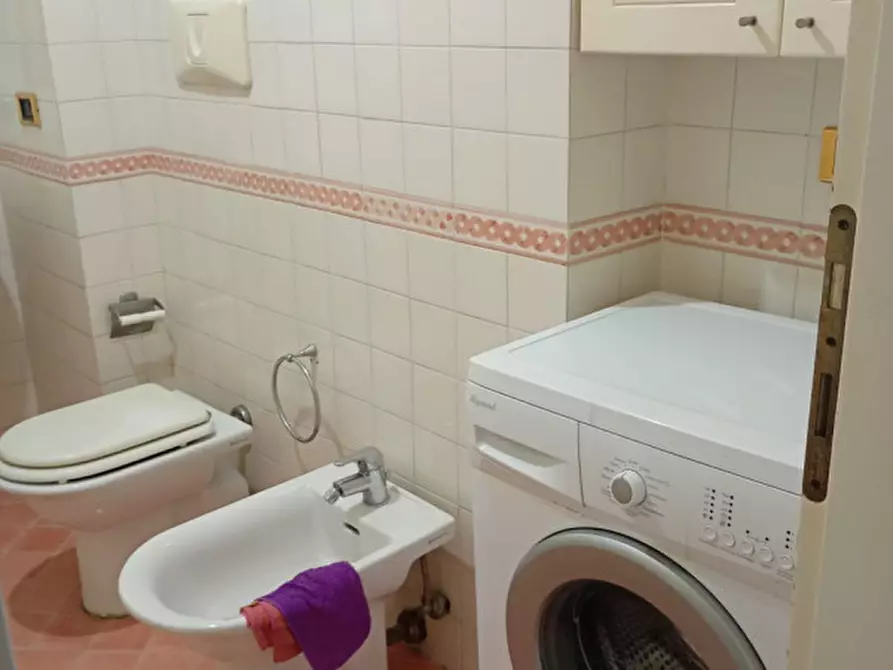 Immagine 30 di Appartamento in affitto  in Via Annunziata 28 a Napoli