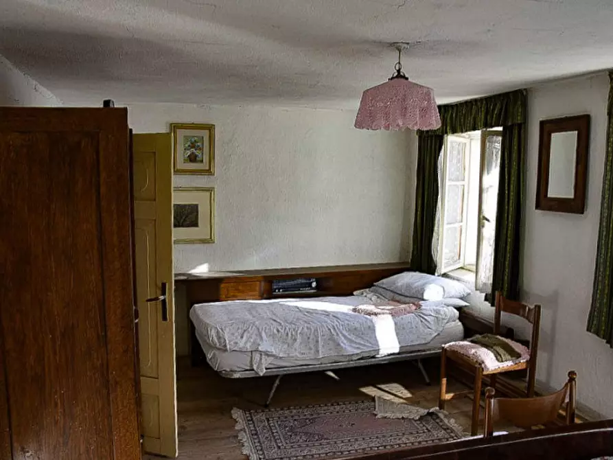 Immagine 18 di Casa indipendente in vendita  in Somrabbi a Rabbi