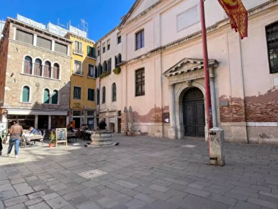 Immagine 2 di Magazzino in affitto  in SAN LIO a Venezia