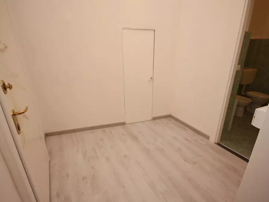 Immagine 13 di Appartamento in affitto  in vico chiuso della rana a Genova