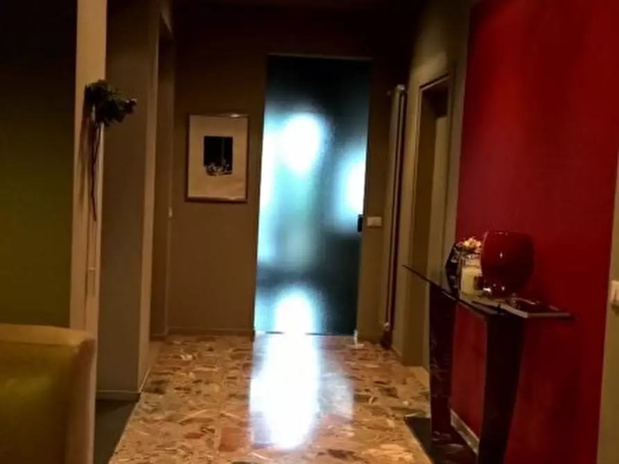 Immagine 3 di Villa in vendita  in VIA VAL CISMON a Thiene