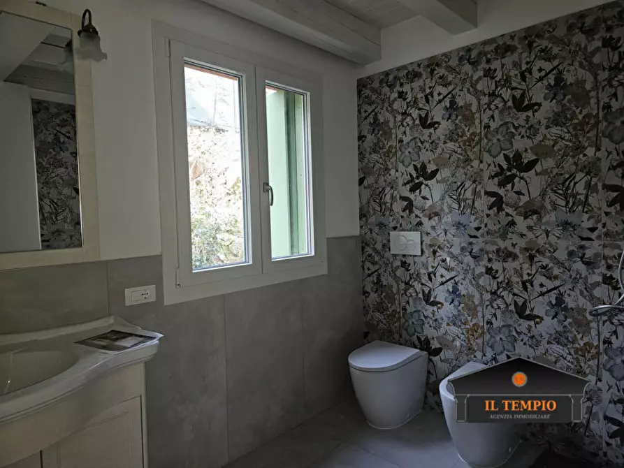 Immagine 6 di Casa indipendente in vendita  in PIAZZA RUMOR a Arcugnano