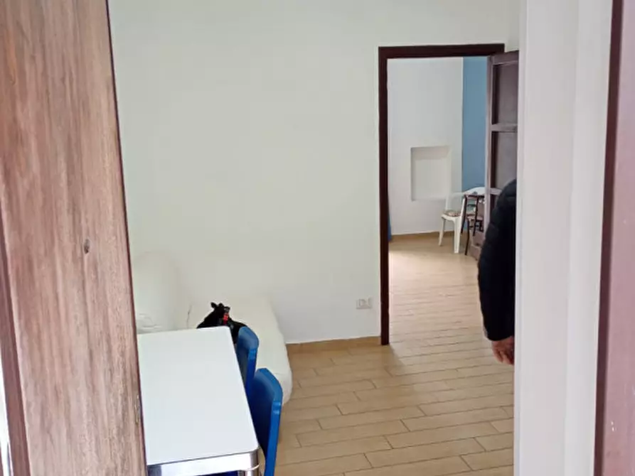 Immagine 2 di Appartamento in affitto  in vico cangiani al mercato 25 a Napoli