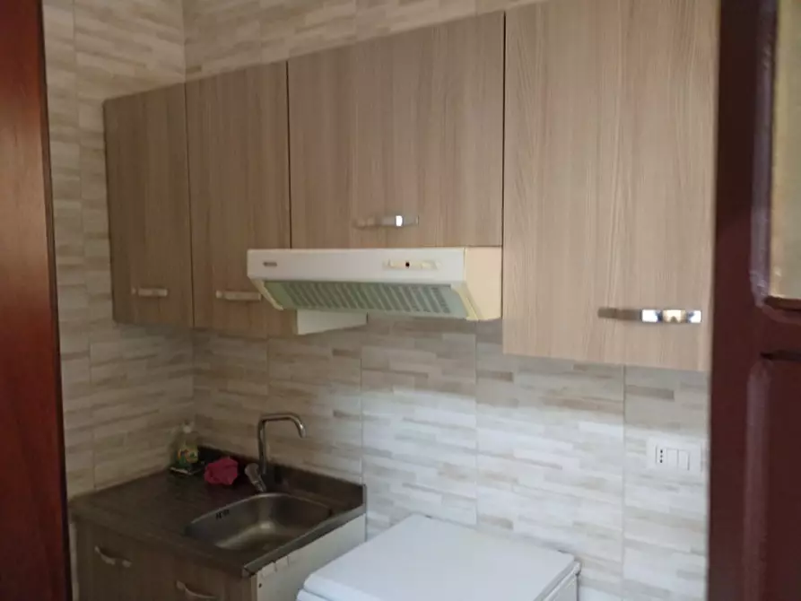 Immagine 5 di Appartamento in affitto  in vico cangiani al mercato 25 a Napoli