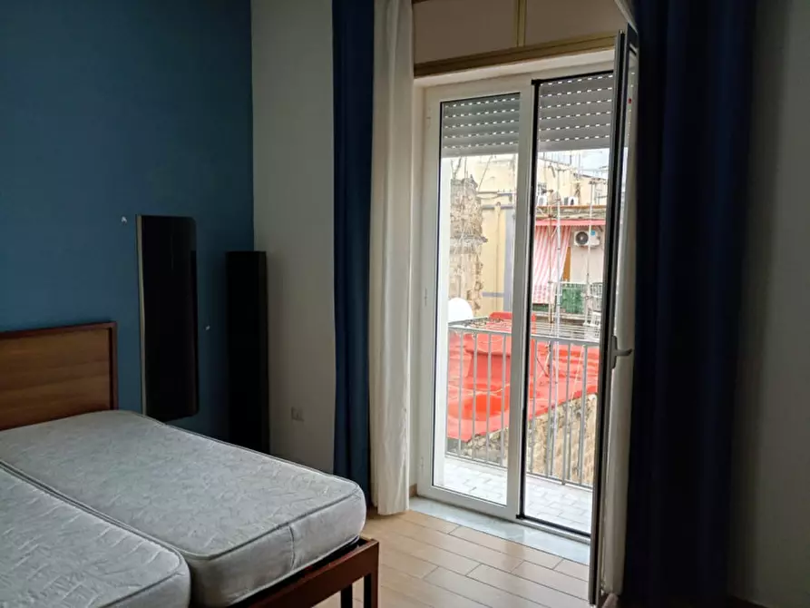 Immagine 14 di Appartamento in affitto  in vico cangiani al mercato 25 a Napoli