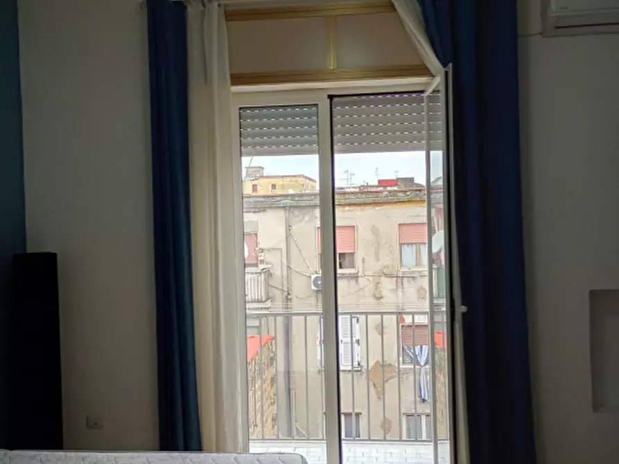 Immagine 26 di Appartamento in affitto  in vico cangiani al mercato 25 a Napoli