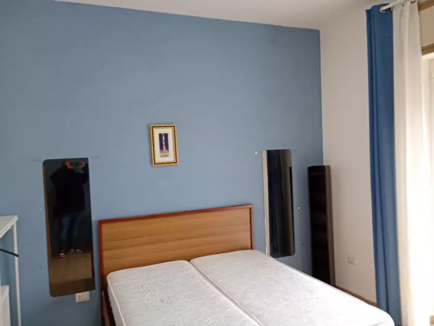 Immagine 30 di Appartamento in affitto  in vico cangiani al mercato 25 a Napoli