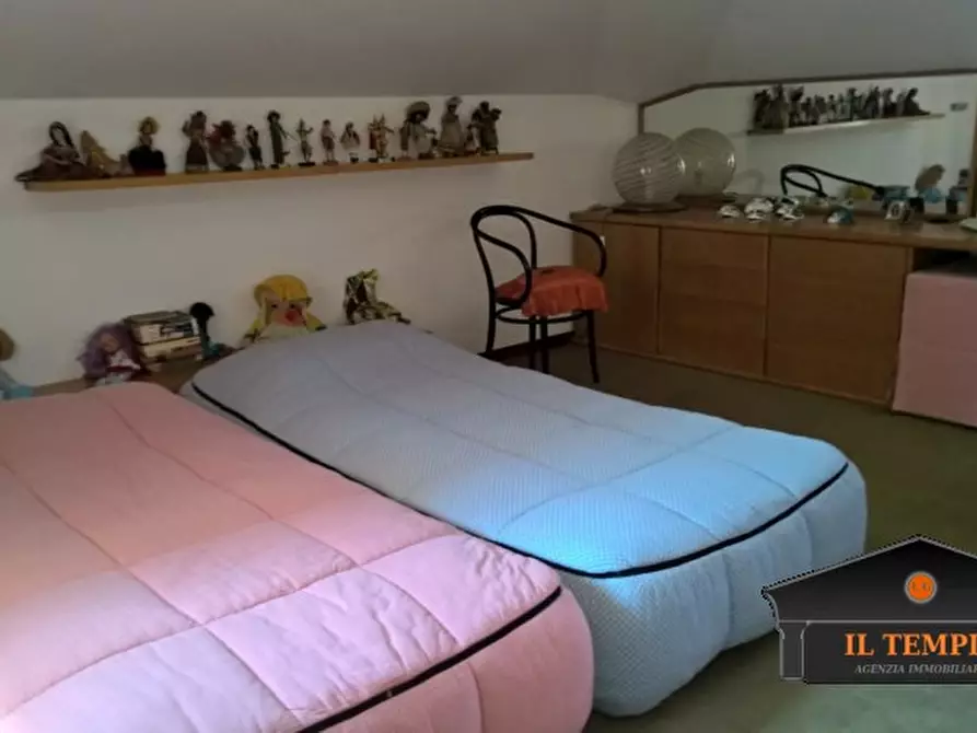 Immagine 15 di Villa in vendita  in VIA GIACOMO LEOPARDI a Altavilla Vicentina