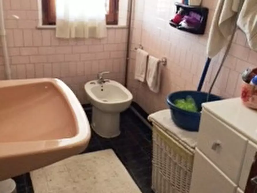 Immagine 8 di Appartamento in vendita  a Senigallia