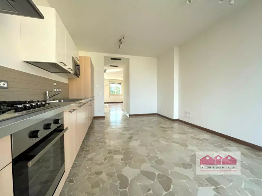 Immagine 4 di Appartamento in affitto  in Contrà Mure Pallamaio 10 a Vicenza