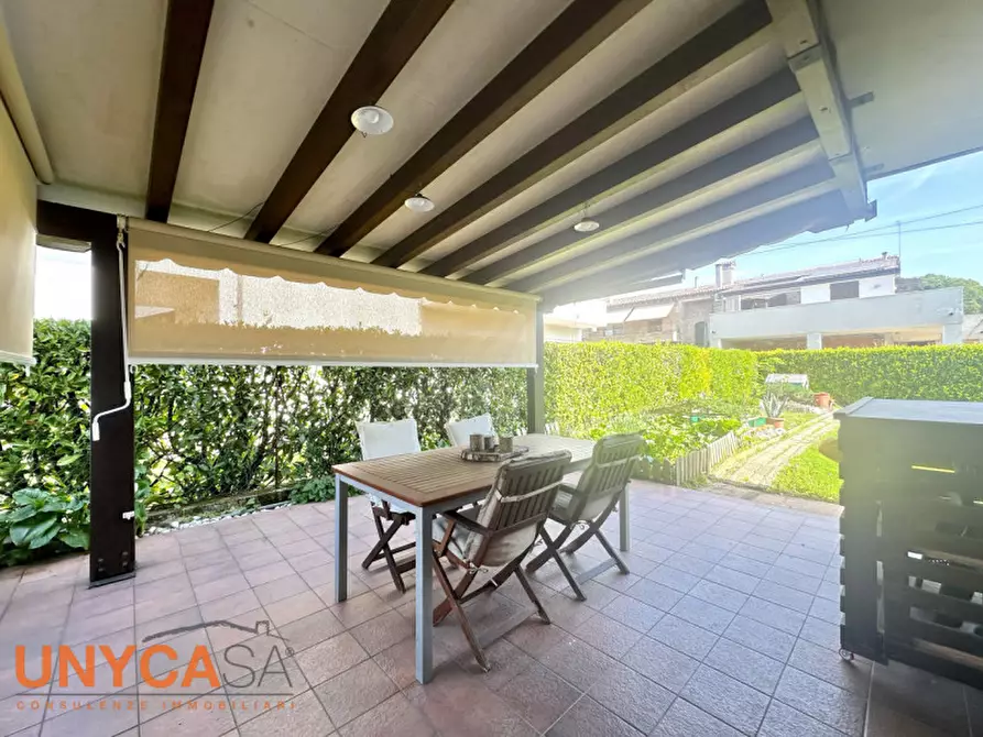 Immagine 5 di Casa bifamiliare in vendita  a Selvazzano Dentro