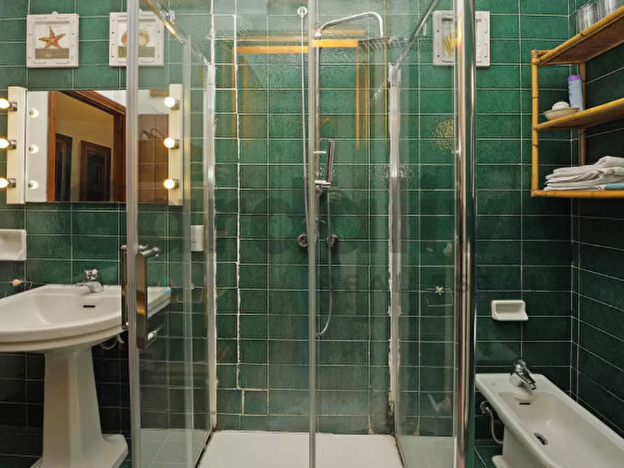 Immagine 4 di Appartamento in vendita  in Via delle Magnolie 13 a San Felice Del Benaco