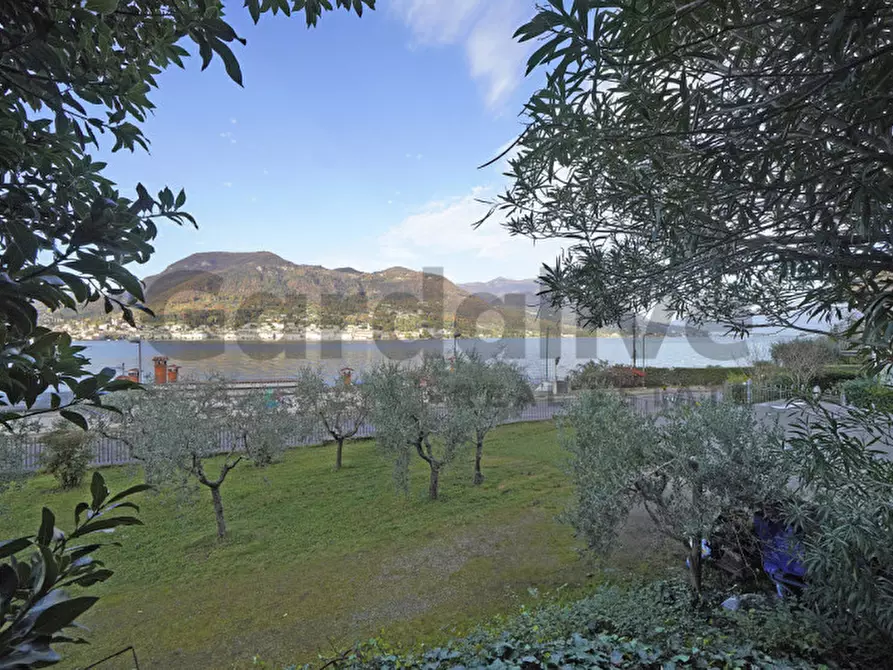 Immagine 22 di Appartamento in vendita  in Via delle Magnolie 13 a San Felice Del Benaco