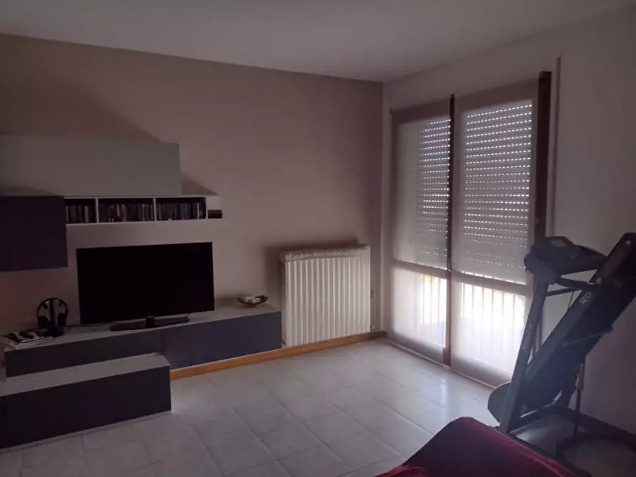 Immagine 4 di Appartamento in vendita  a Suzzara