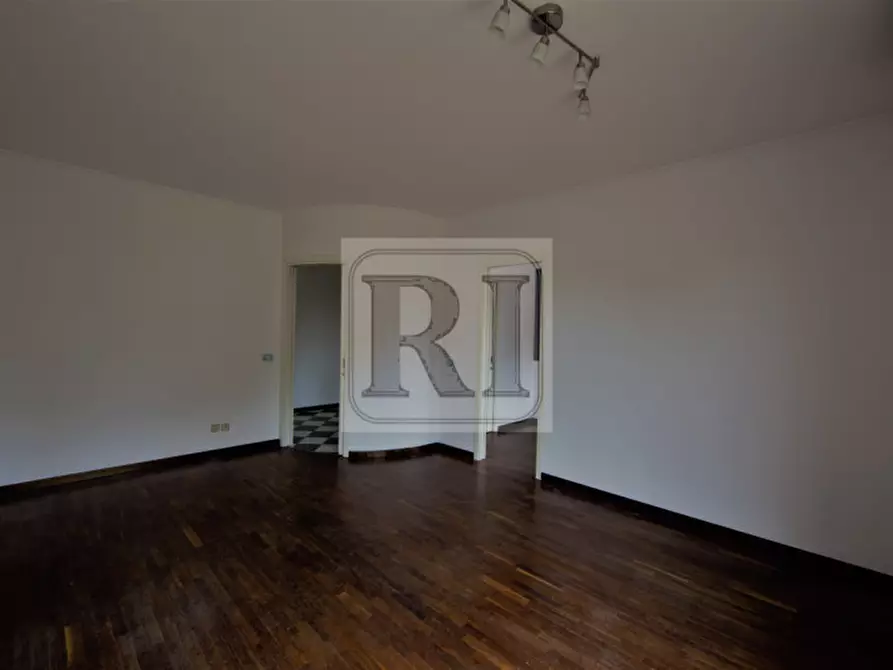 Immagine 4 di Ufficio in affitto  a Limena