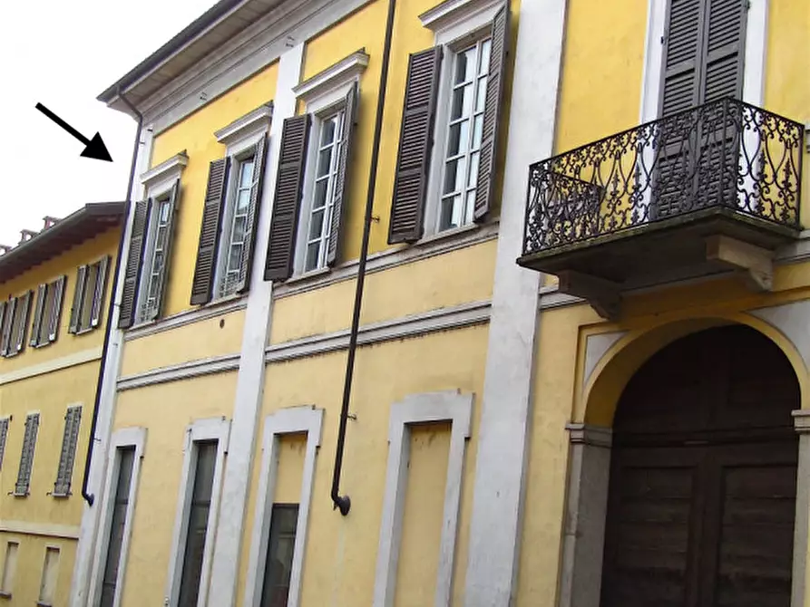 Immagine 22 di Appartamento in vendita  in via Cavour n° 7 a Sannazzaro De' Burgondi