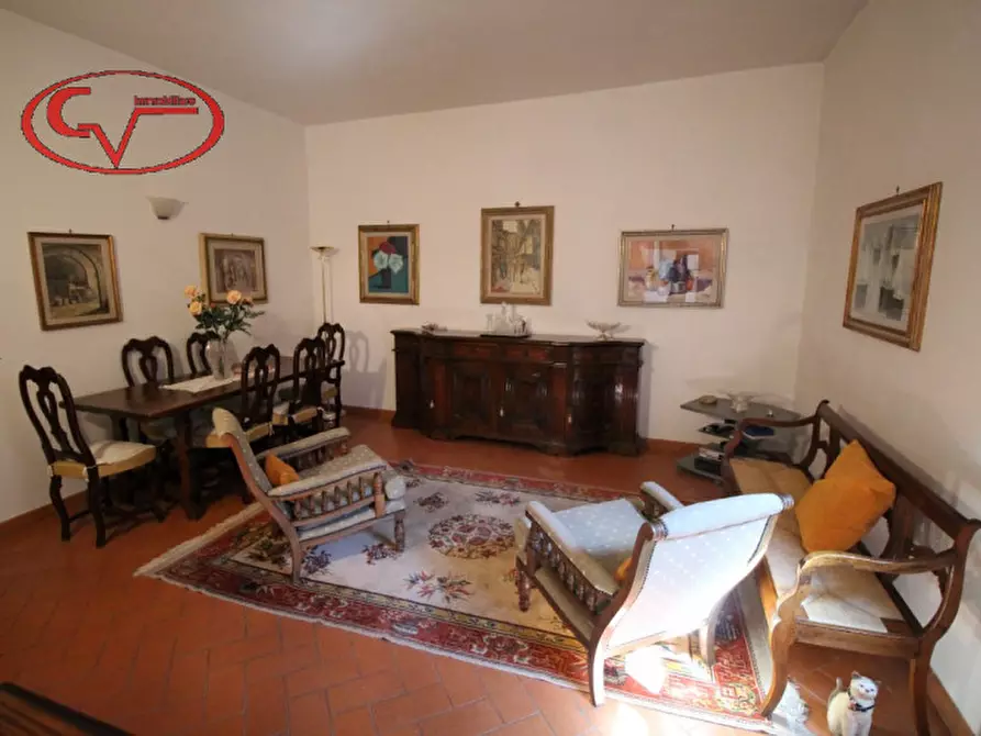 Immagine 34 di Villa in vendita  in 5 km a Figline E Incisa Valdarno