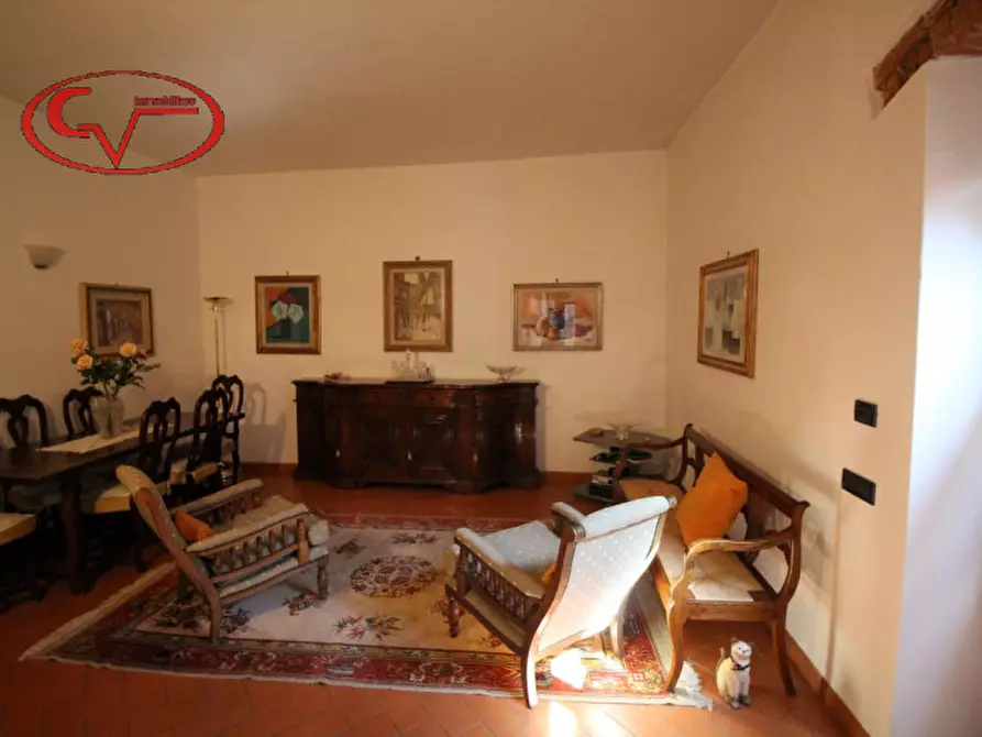 Immagine 35 di Villa in vendita  in 5 km a Figline E Incisa Valdarno