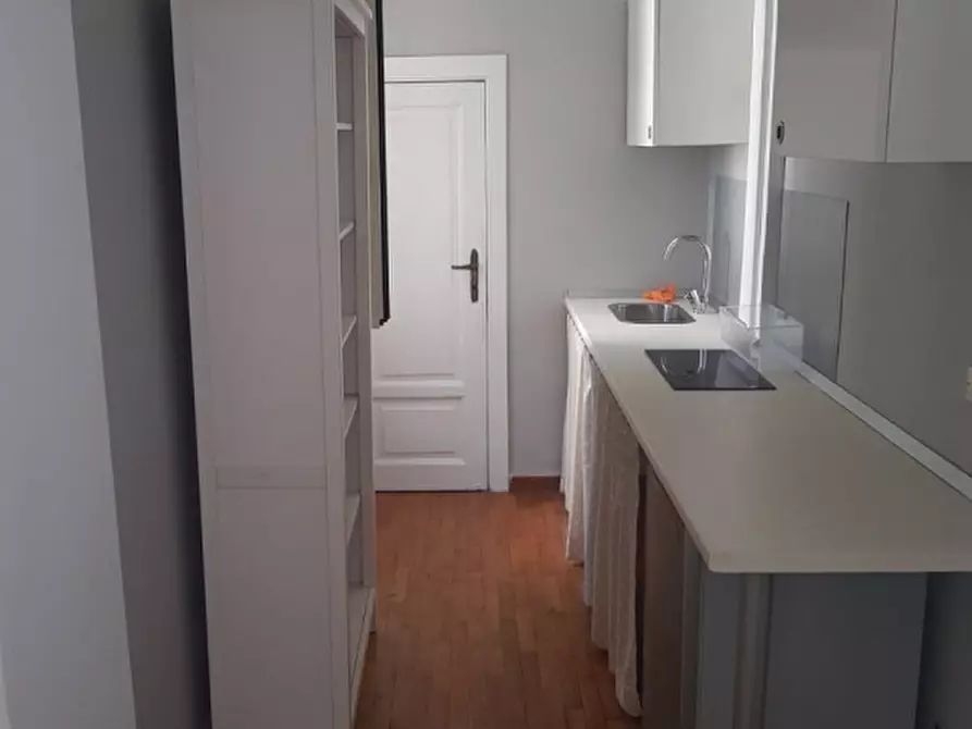 Immagine 9 di Appartamento in affitto  in Via del parco margherita 32 a Napoli