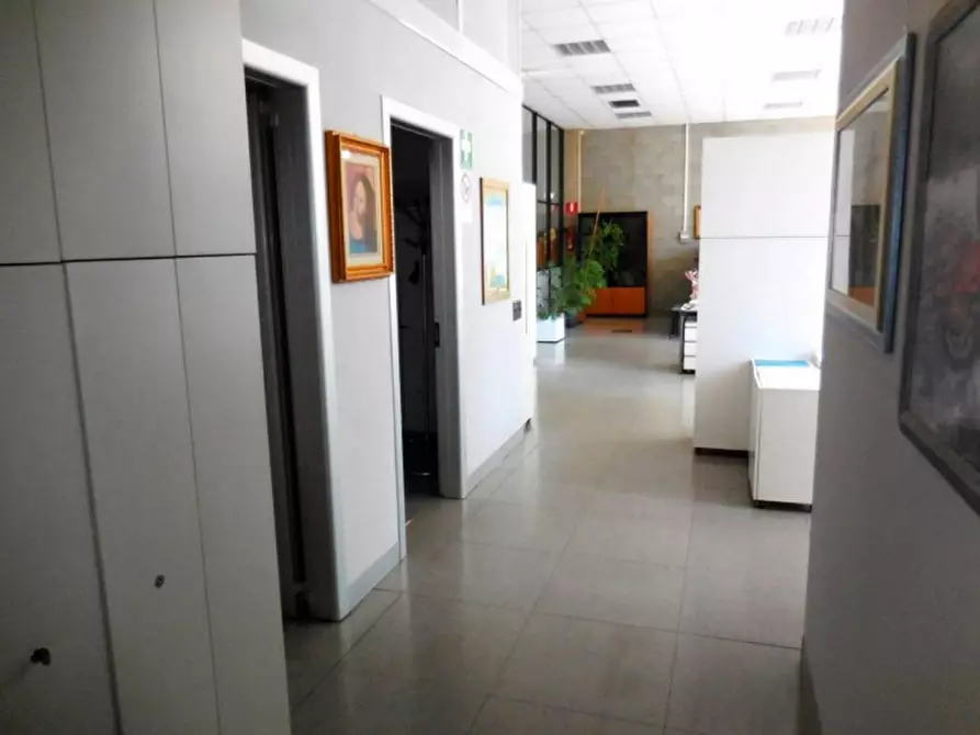 Immagine 8 di Laboratorio in vendita  in VIA MUZIO ATTENDOLO SFORZA a Milano