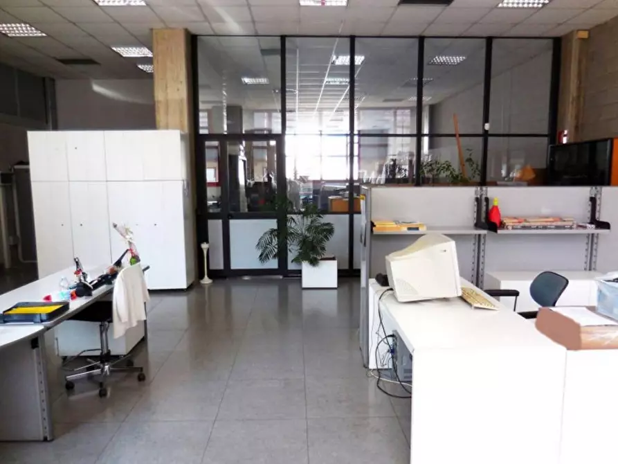 Immagine 13 di Laboratorio in vendita  in VIA MUZIO ATTENDOLO SFORZA a Milano