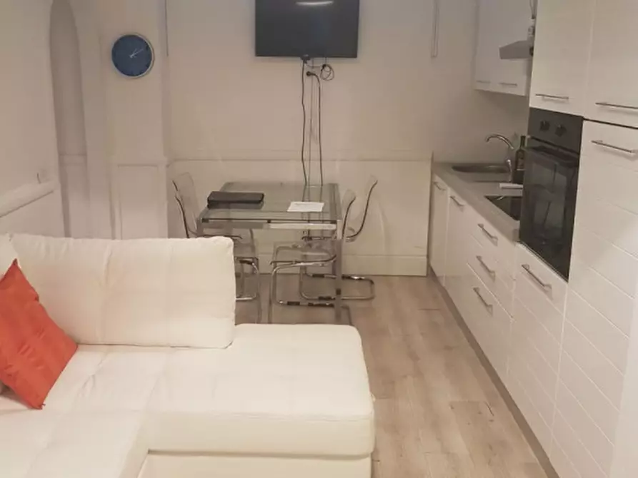 Immagine 4 di Appartamento in affitto  in via posillipo 405 a Napoli