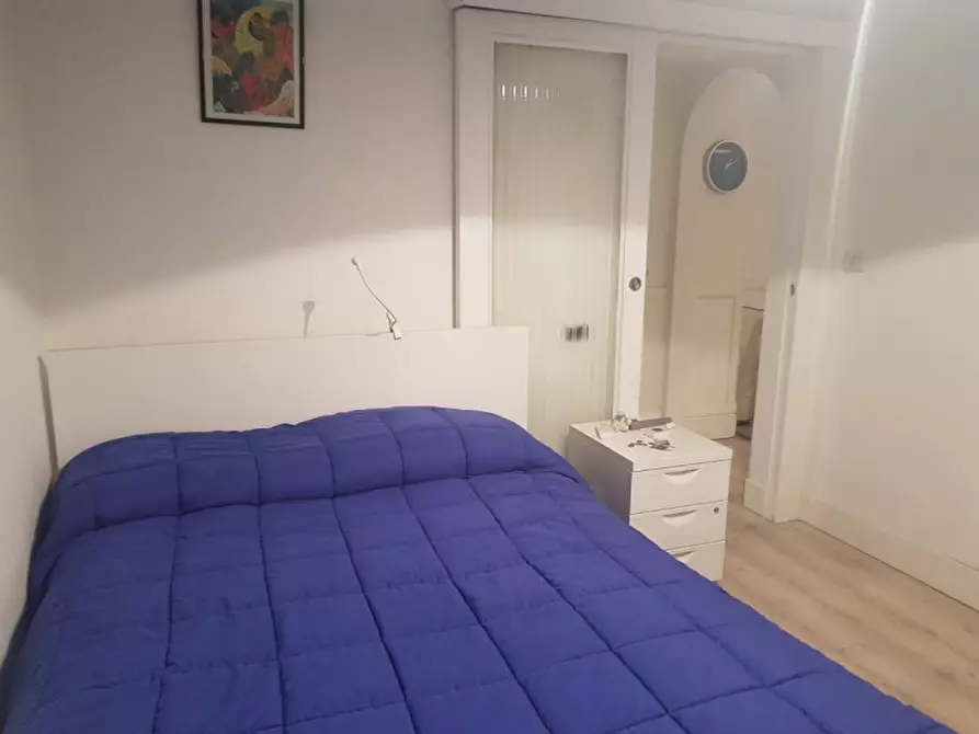 Immagine 6 di Appartamento in affitto  in via posillipo 405 a Napoli