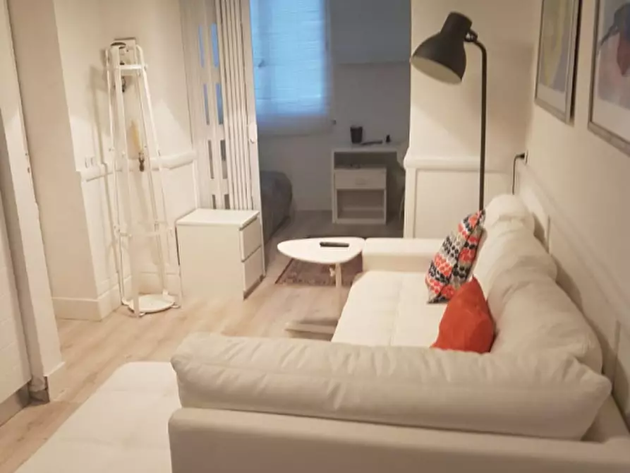 Immagine 9 di Appartamento in affitto  in via posillipo 405 a Napoli