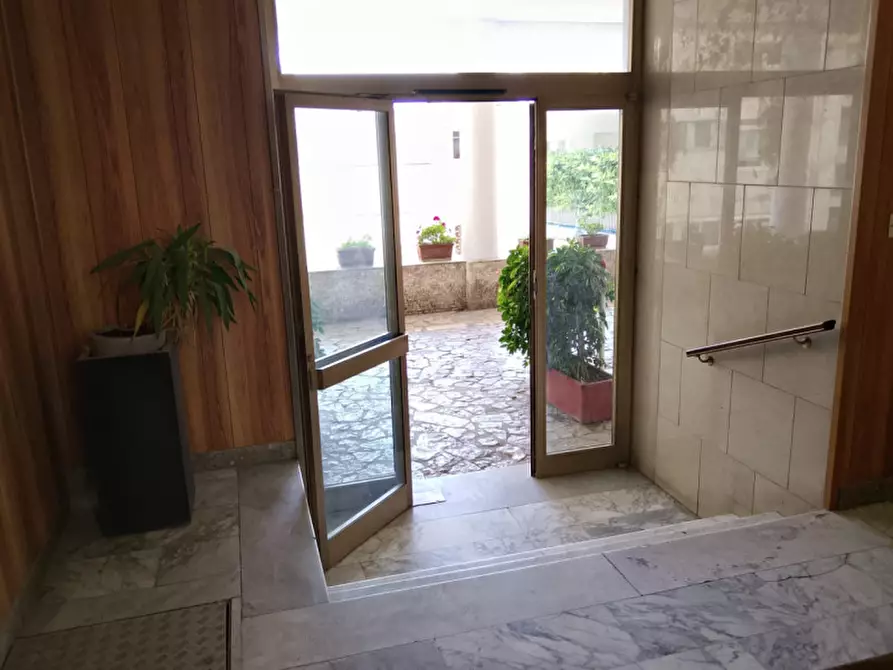 Immagine 14 di Appartamento in affitto  in via posillipo 405 a Napoli