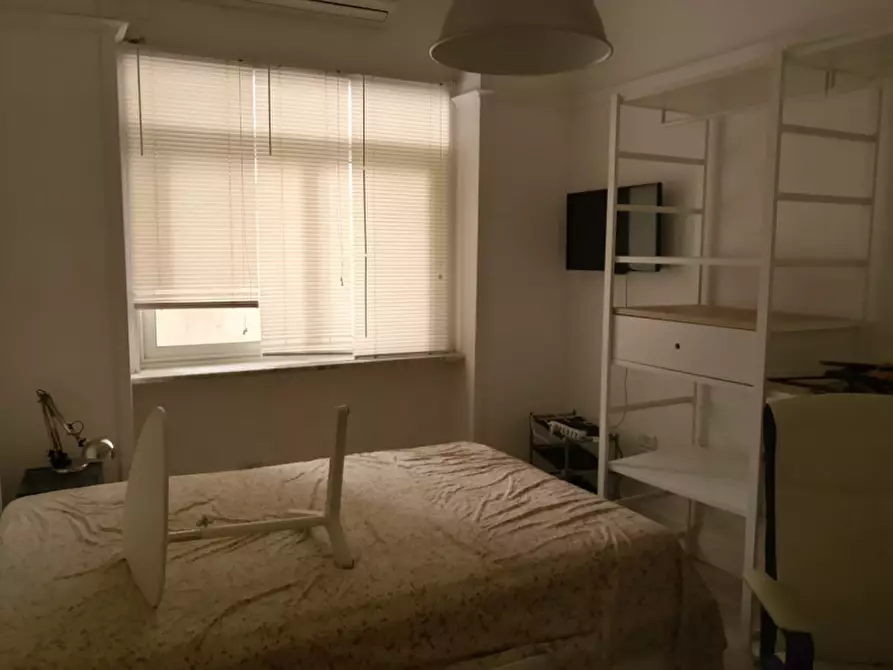 Immagine 36 di Appartamento in affitto  in via posillipo 405 a Napoli