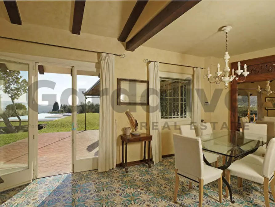 Immagine 4 di Villa in vendita  in Via Paradiso, 2 a San Felice Del Benaco