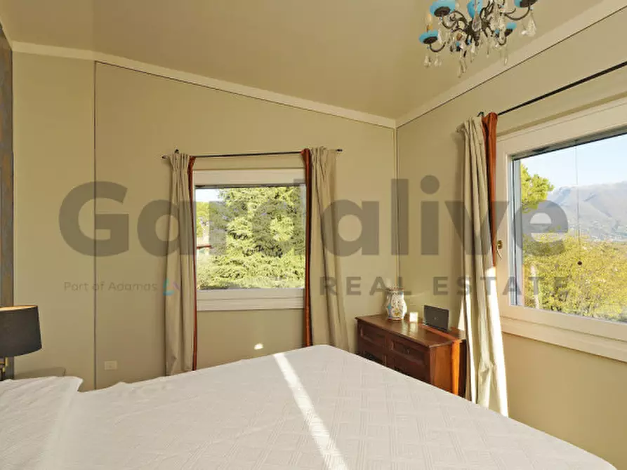 Immagine 8 di Villa in vendita  in Via Paradiso, 2 a San Felice Del Benaco