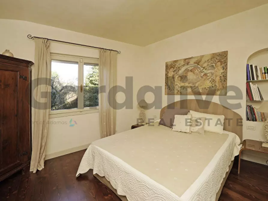 Immagine 10 di Villa in vendita  in Via Paradiso, 2 a San Felice Del Benaco