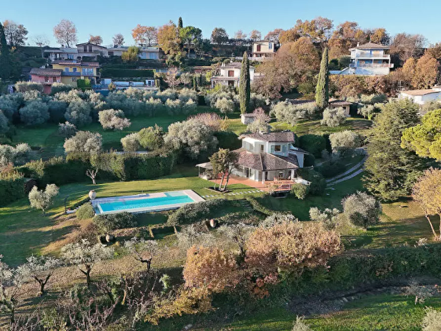 Immagine 19 di Villa in vendita  in Via Paradiso, 2 a San Felice Del Benaco